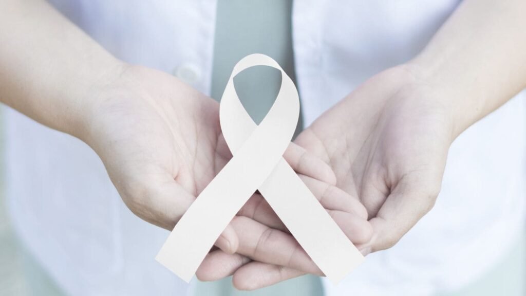 scientists identify key cell group driving lung cancer growth study-identifies-key-tumor-cells-lung-cancer